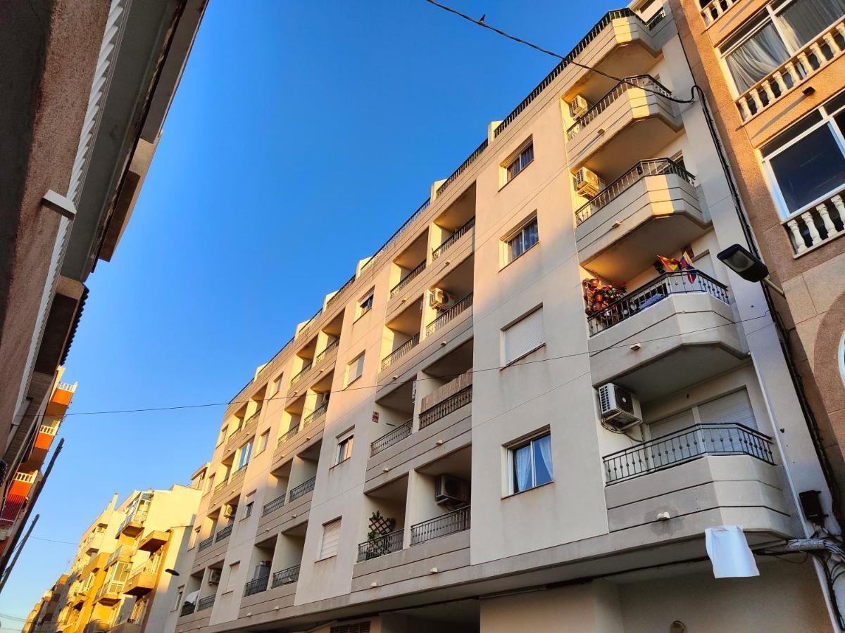 Salty Apartment Torrevieja Luaran gambar